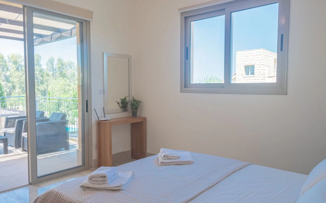 Villa Selene - Sandy Beach