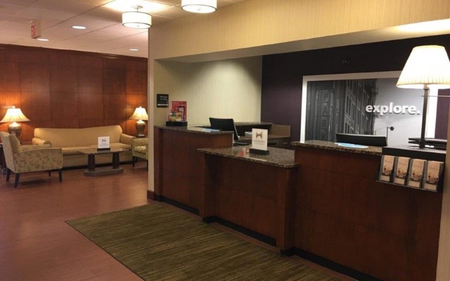 Hampton Inn Massillon