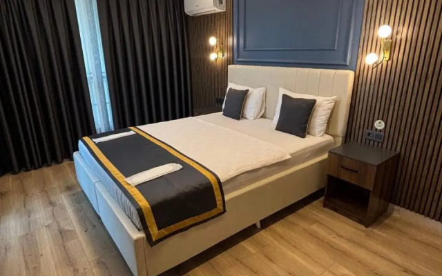 The Pearl Airport Hotel