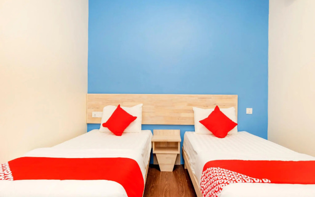 OYO 778 BMW 2 Hotel