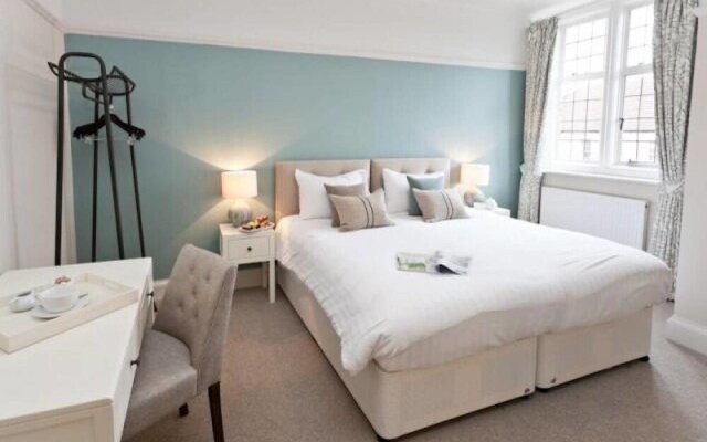 Bath Arms Hotel