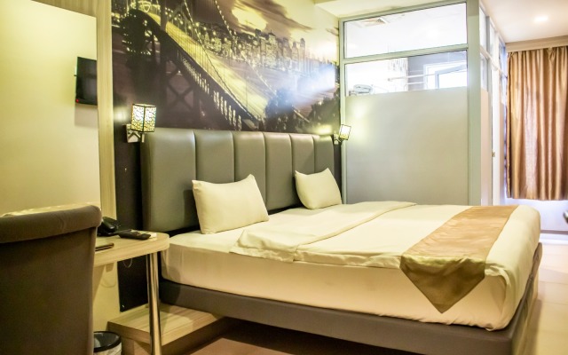 Os Hotel Tanjung Uncang Batam