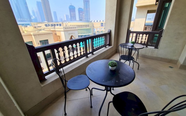 Amazing stay at Dubai Downtown - Souk Al Bahar