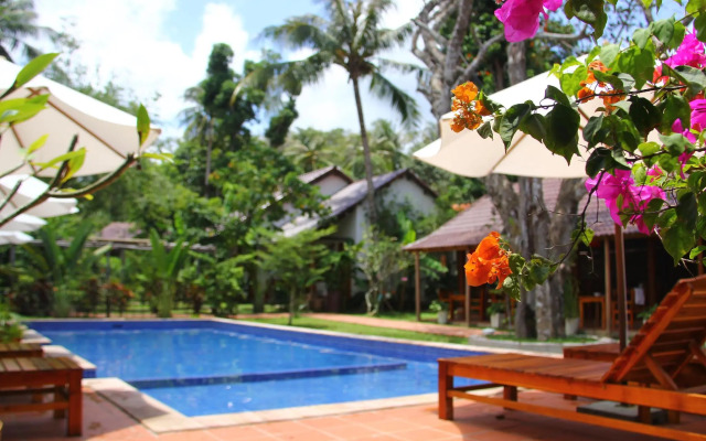 La Mer Resort