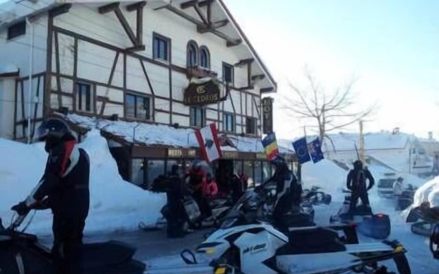 Le Cedrus Hotel