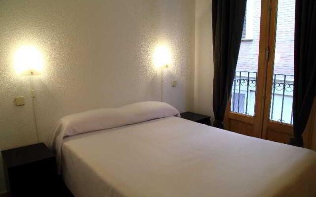 Sol Square Apartments