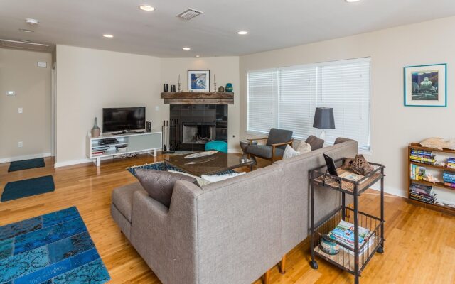 1157 College by Hodnett Cooper