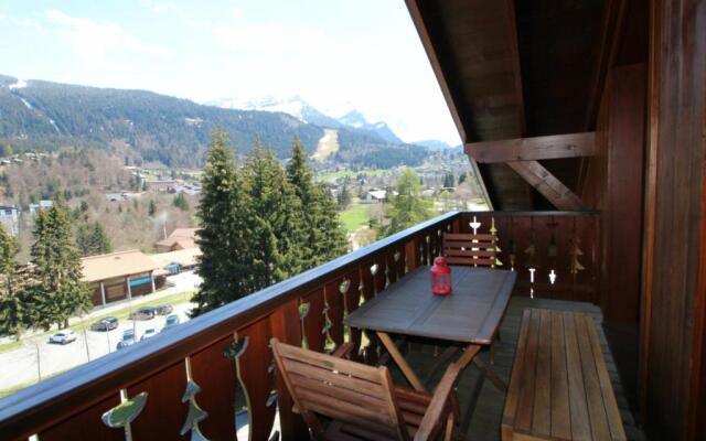 Appartement Les Carroz d'Arâches, 4 pièces, 6 personnes - FR-1-572-241