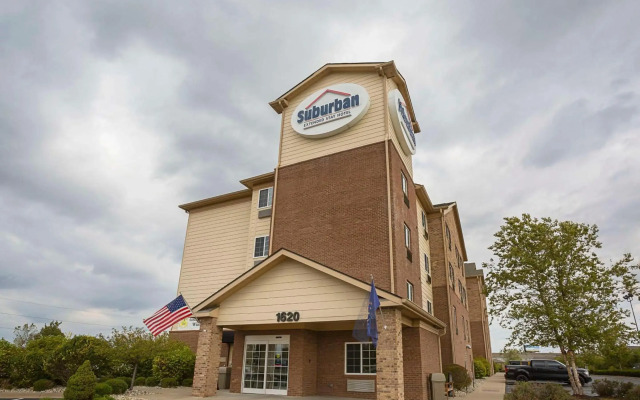 Suburban Studios Clarksville-Louisville North