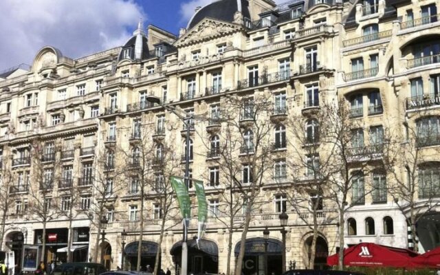 Bridgestreet Champs Elysées Deluxe Residence Apartments
