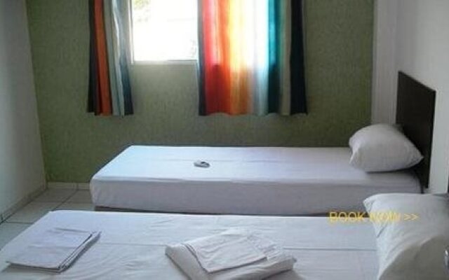 Strato Express Residence