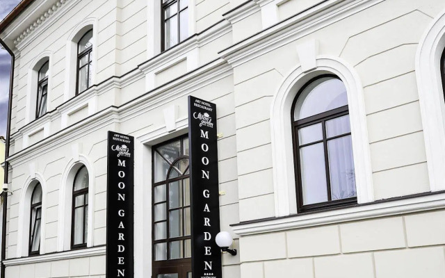 Moon Garden Boutique Hotel