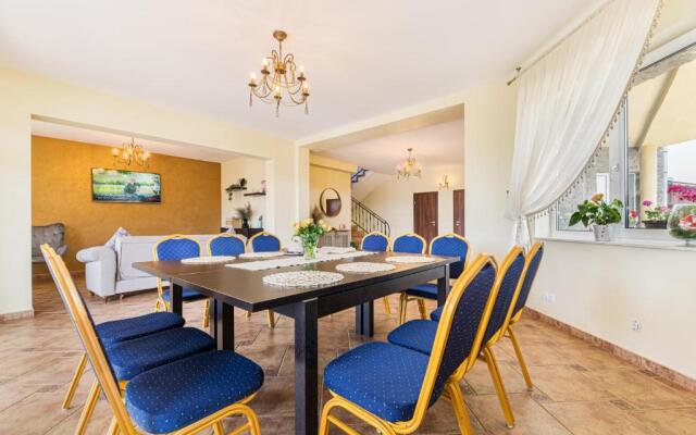 Orchard Villa