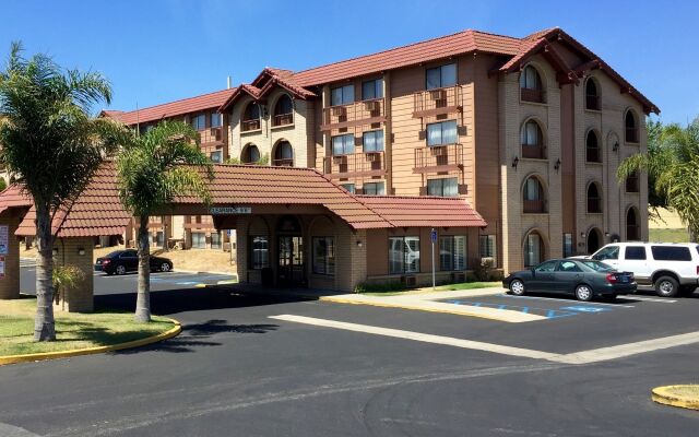 Lompoc Valley Inn & Suites