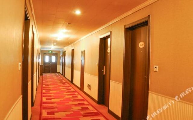 San Qiao Hotel