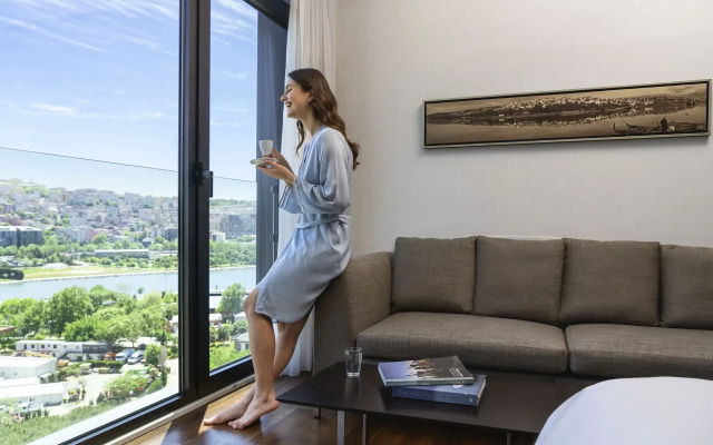 Mövenpick Hotel Istanbul Golden Horn