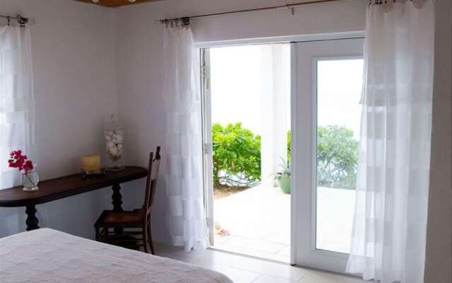 Blue Love Point by Eleuthera Vacation Rentals