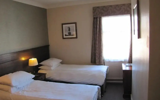 Kings Arms Hotel Westerham by Greene King Inns