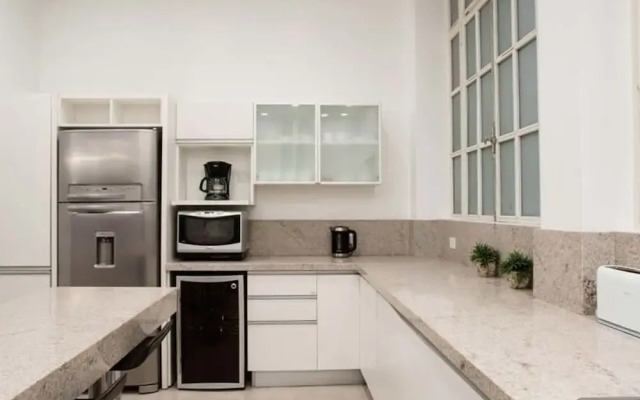 Purple Rain Elegant 2 Bedroom in Recoleta