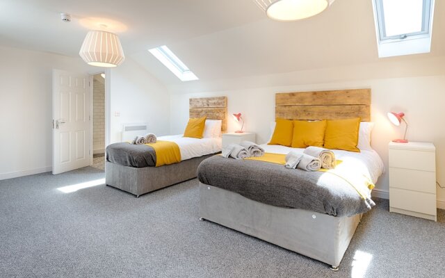 The Nook Close To Swansea Marina