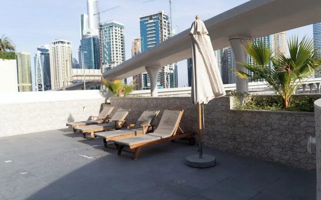 1BR in Dubai Marina Near Metro