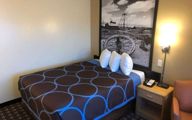 Super 8 by Wyndham Carson City/Lake Tahoe