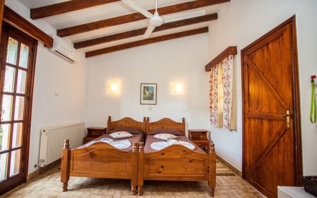 Vasilias Nikoklis Inn Paphos