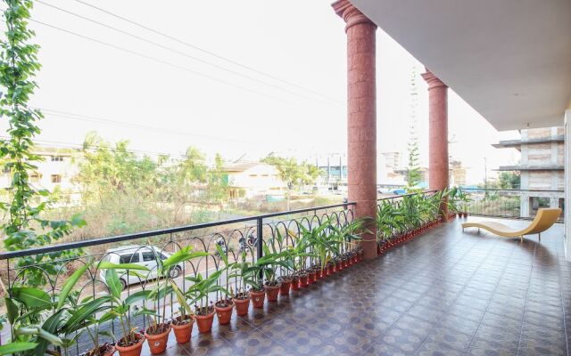 OYO 10871 Home Luxurious 3BHK Dona Paula