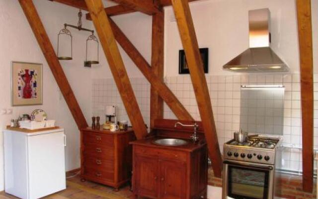 Casa Rozelor