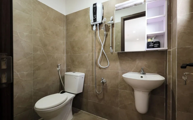 Ruby Star Hotel Nam Quoc Cang