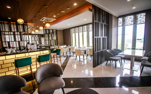 Asialink Hotel By Prasanthi