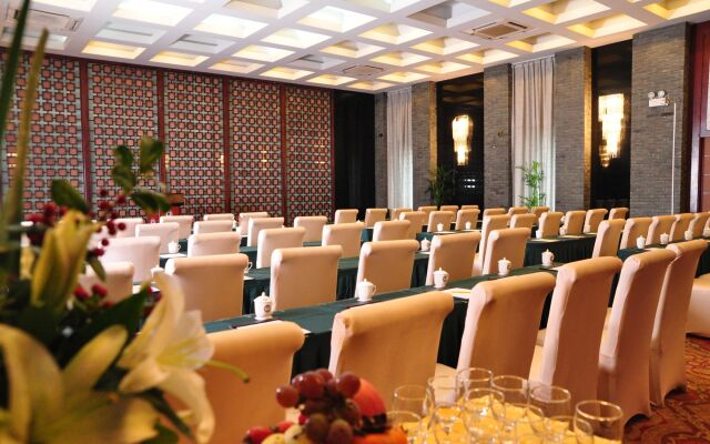 Xidi Taoyuan Hotel