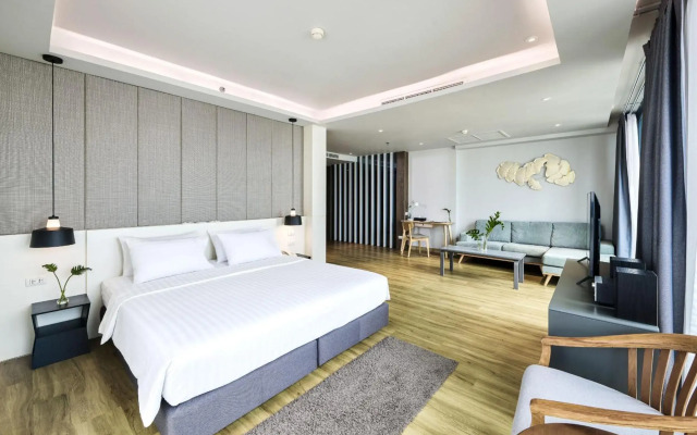 TK Palace Hotel & Convention