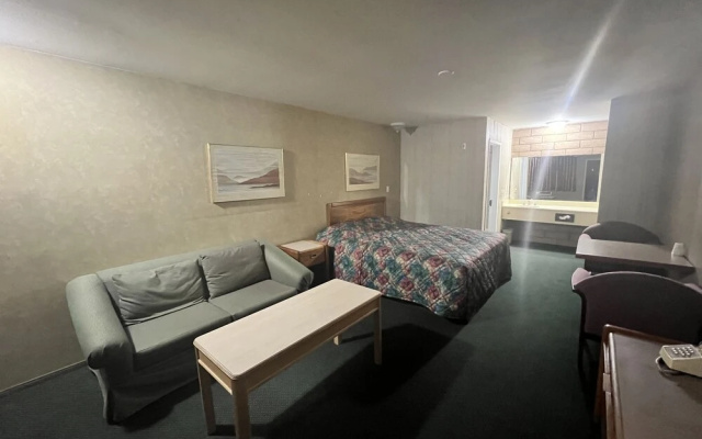 Casa Playa Inn & Suites Stanton Anaheim Area
