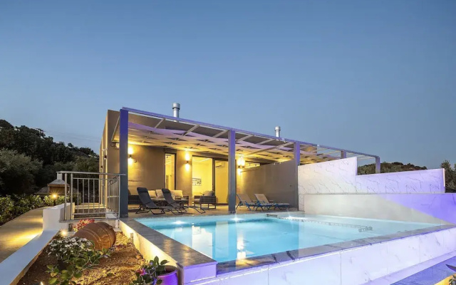 Villa Me - With Private Pool