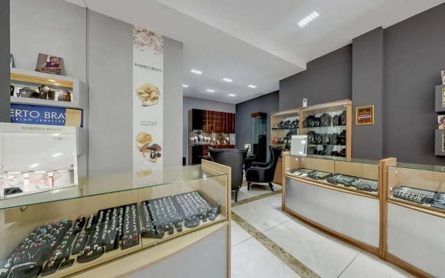 Maria Palace Complex