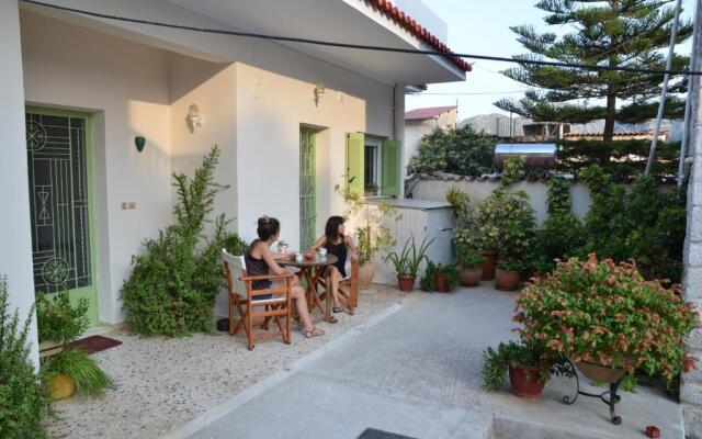 Danesi House