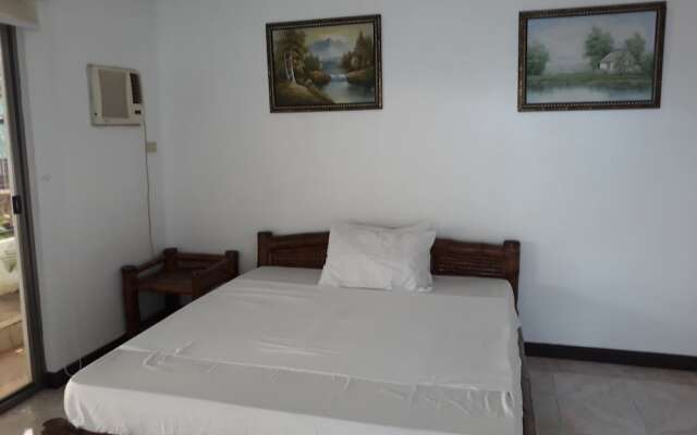 Shane Beach Resort