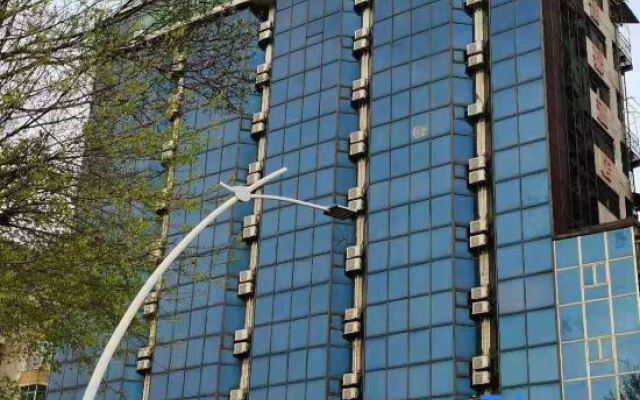 Yixing Hotel