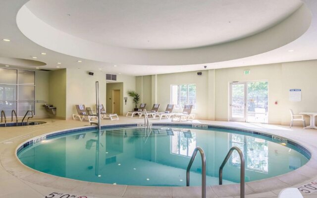 Embassy Suites Newark Airport