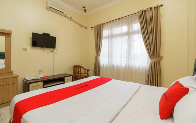 RedDoorz Plus @ Hotel Sempurna Watervang Lubuk Linggau