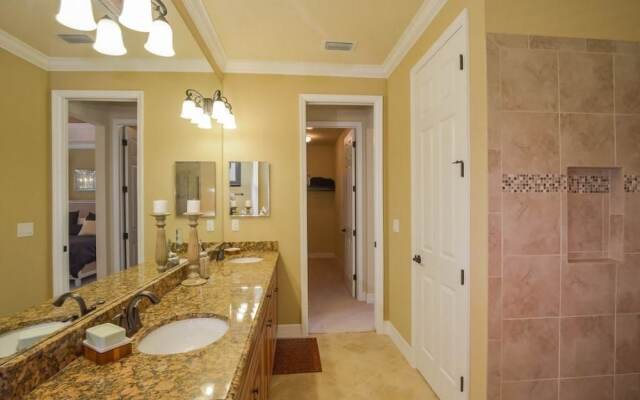 Aviamar Circle Condo