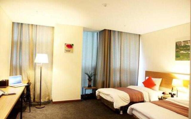 Stay 7 Centum Business
