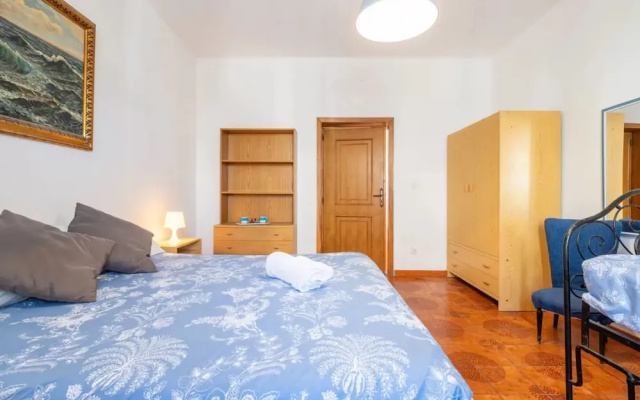 Large Seaside Apartment With Patio
