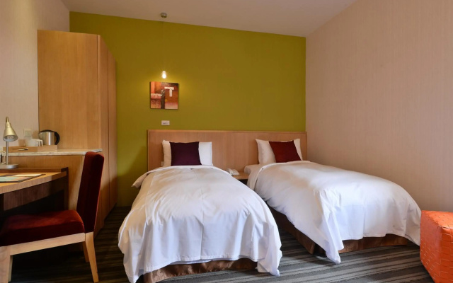 In Young Hotel