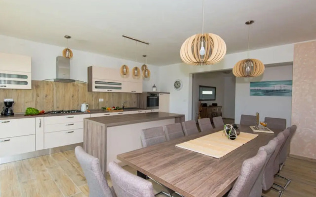 New White Villa, 60 m2, Pool