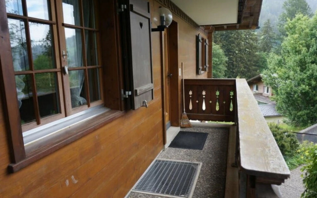 Halten Zweisimmen in Zweisimmen