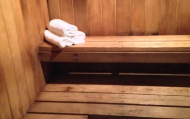 Bancroft Inn & Suites