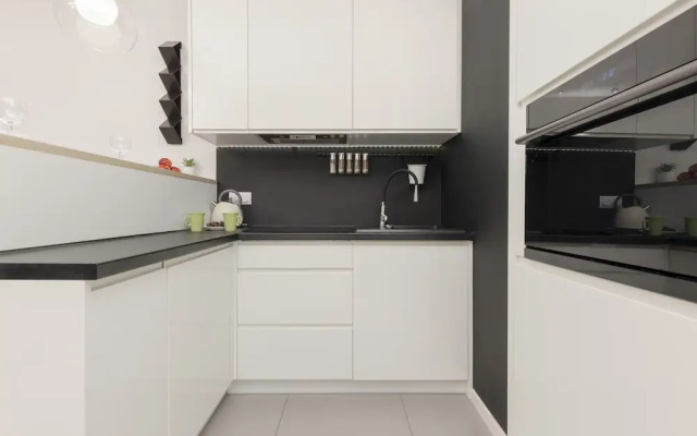 Subtle Colors Apartment by Renters