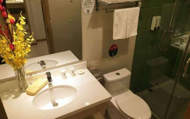 GreenTree (Tieling Expressway Exit)